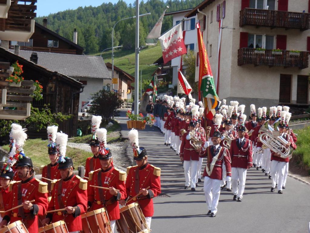 होटल Hotel Restaurant Rothorn Visperterminen